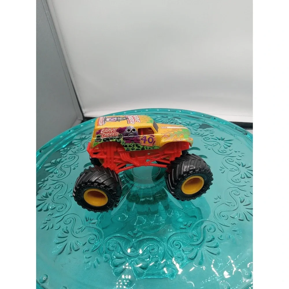 Monster Jam / Spinmaster monster jam